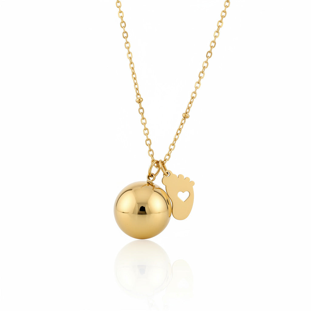 Gold-plated stainless steel satellite chain necklace with polished sphere and baby footprint heart charm – ogrlica