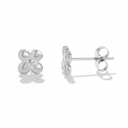 White gold-plated stainless steel flower stud earrings with four-petal design – naušnice