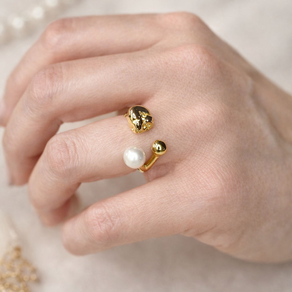 Orbit Bloom Ring
