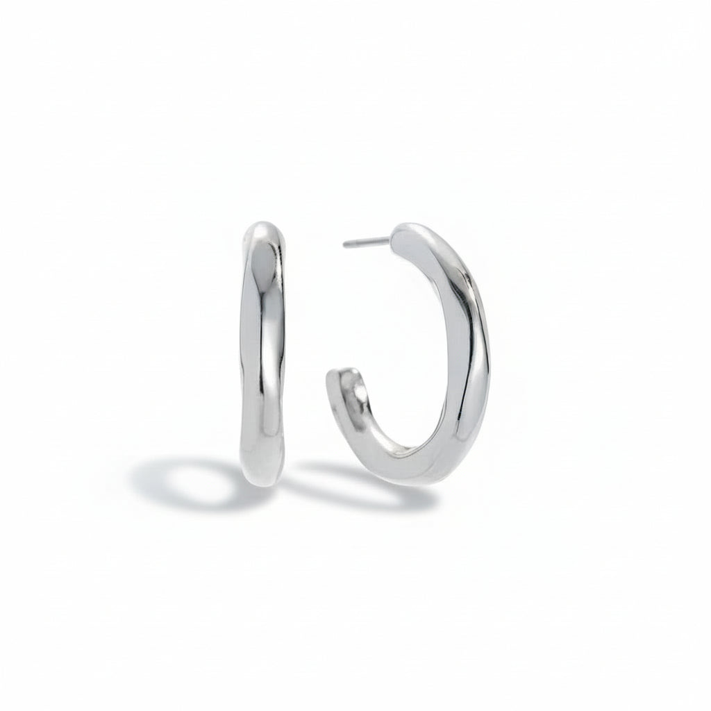 White gold-plated stainless steel chunky half-hoop earrings with minimalist design – naušnice.