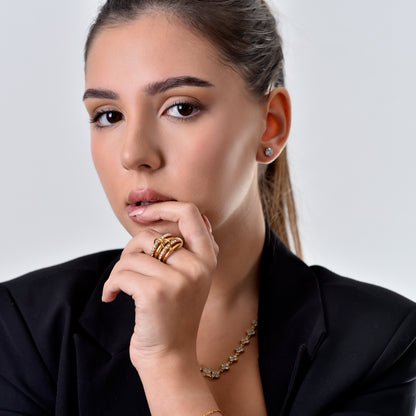 Four Bound Echo Ring