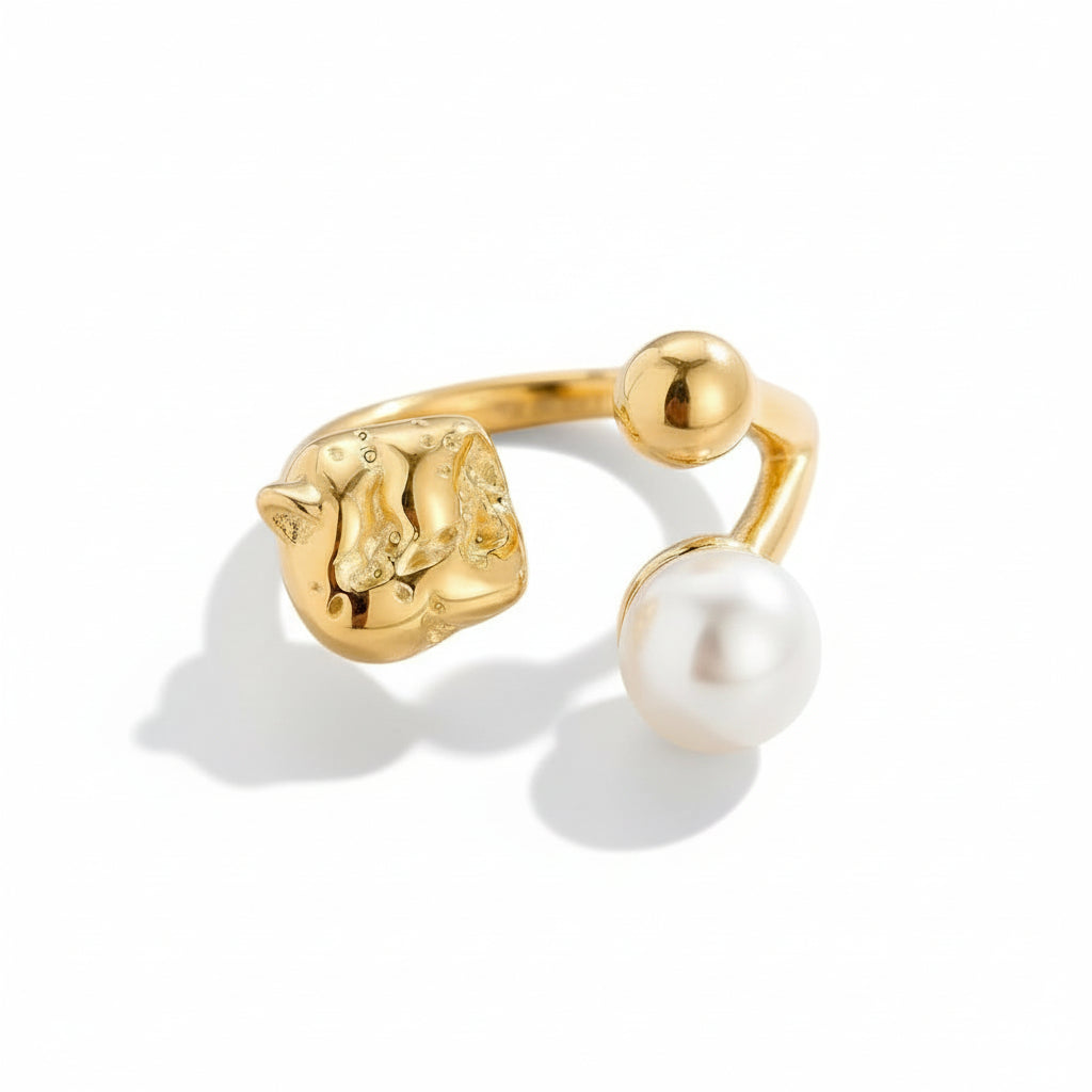 Orbit Bloom Ring Gold Pearl