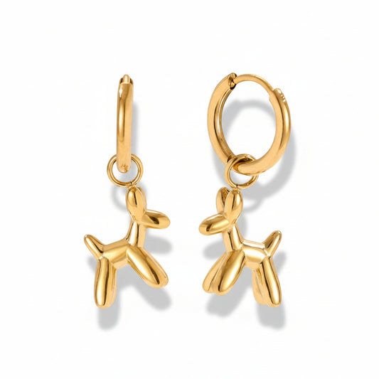 Gold-plated stainless steel huggie hoop earrings with balloon dog charm – naušnice