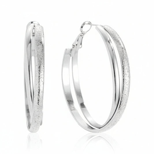 White gold-plated stainless steel double-band hoop earrings with smooth and stardust texture – naušnice.